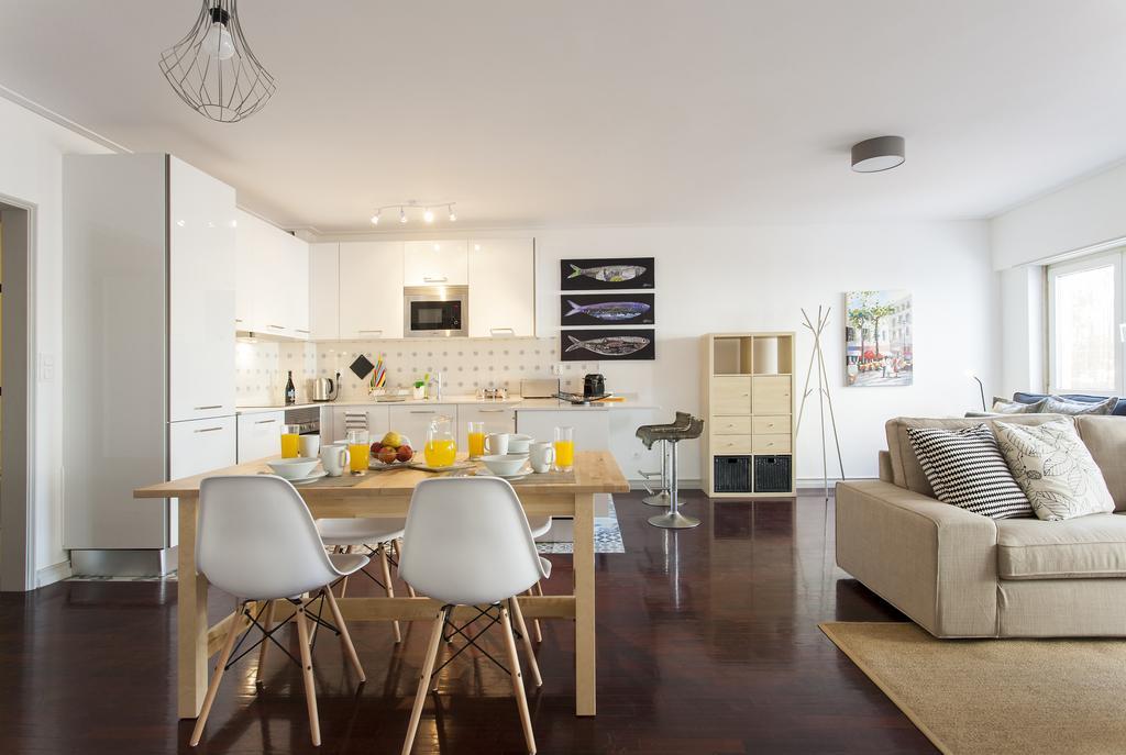 ליסבון Joivy Superb 1-Bed Apt With Workspace And Terrace, Close To Avenida Da Liberdade מראה חיצוני תמונה