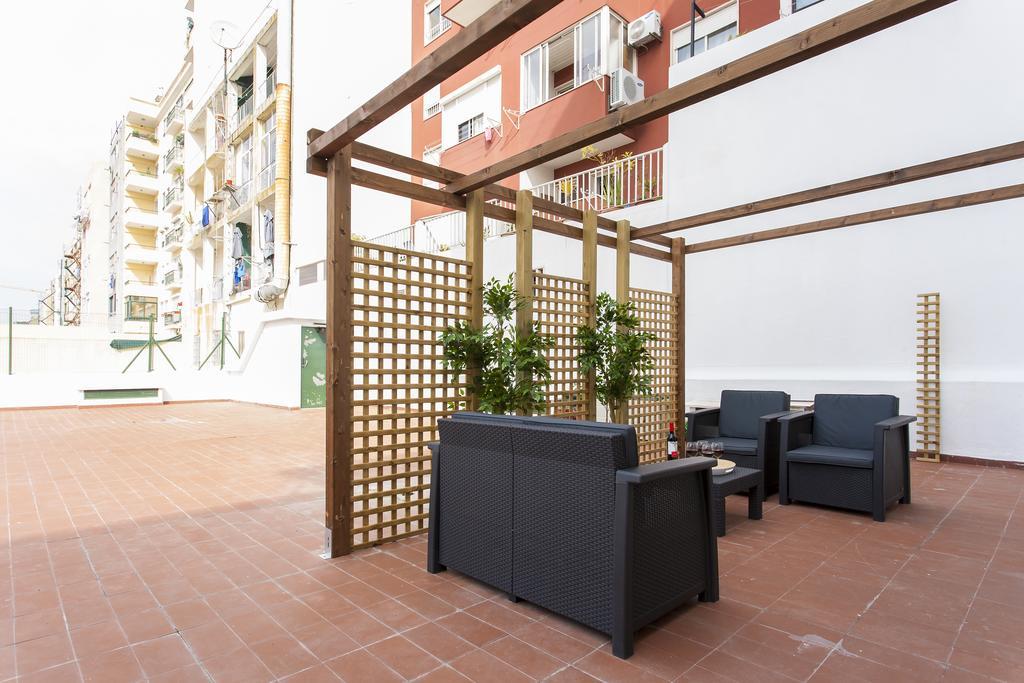 ליסבון Joivy Superb 1-Bed Apt With Workspace And Terrace, Close To Avenida Da Liberdade מראה חיצוני תמונה